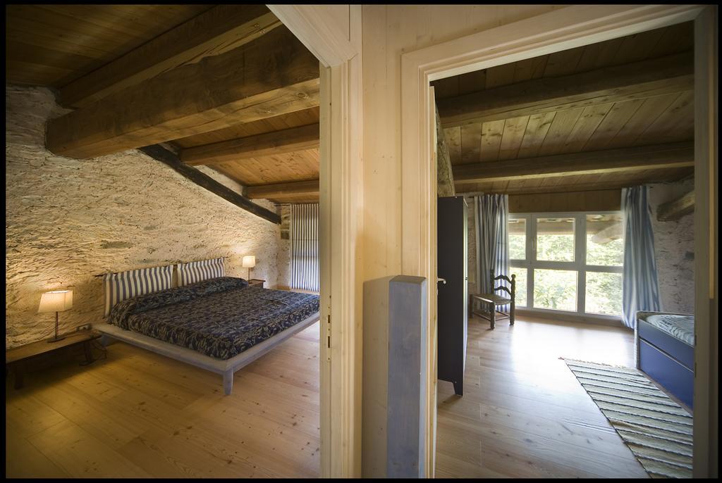 Agriturismo Famiglia Al Castello Di Bagnolo Bagnolo Piemonte Zimmer foto