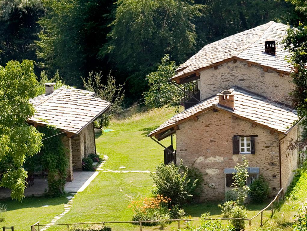 Agriturismo Famiglia Al Castello Di Bagnolo Bagnolo Piemonte Zimmer foto