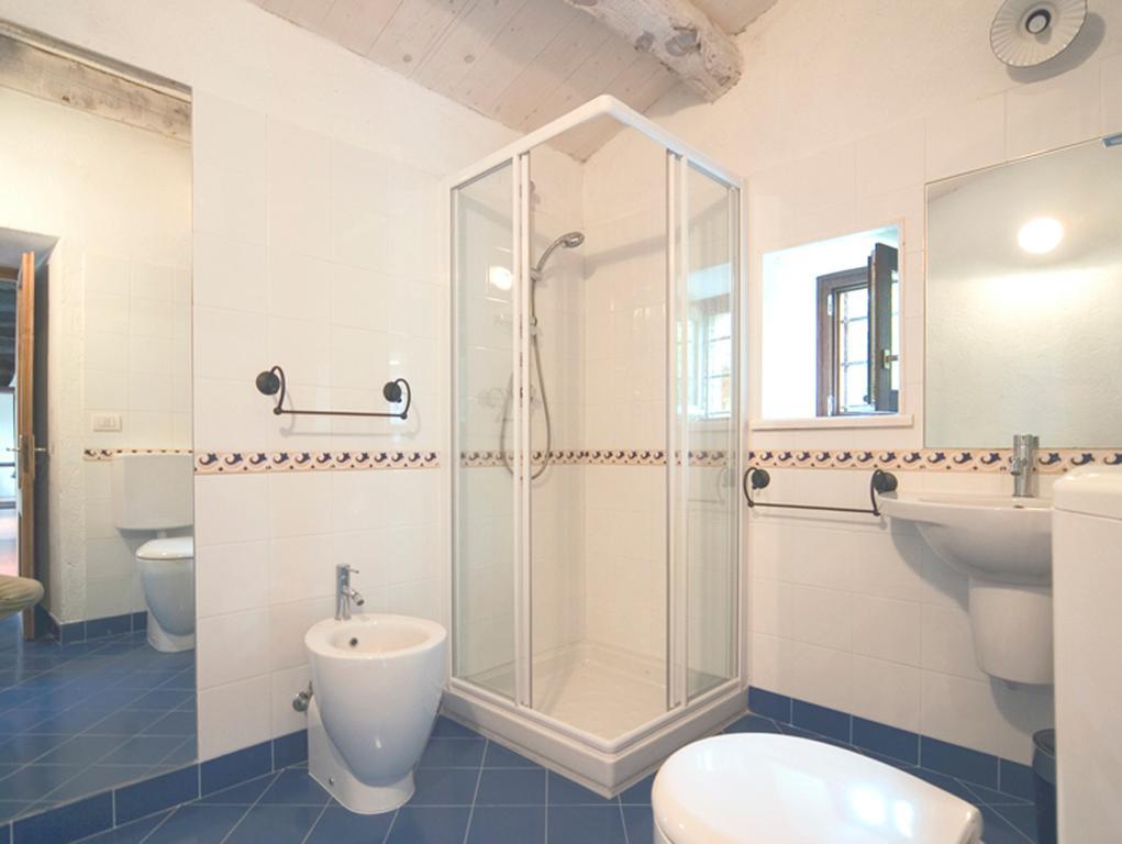 Agriturismo Famiglia Al Castello Di Bagnolo Bagnolo Piemonte Zimmer foto
